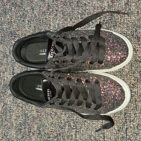 Skechers Shoes - Skechers Los Angeles black glitter sneaker